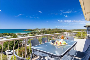 10 Garuwa Street - Fabulous Fingal Bay water views